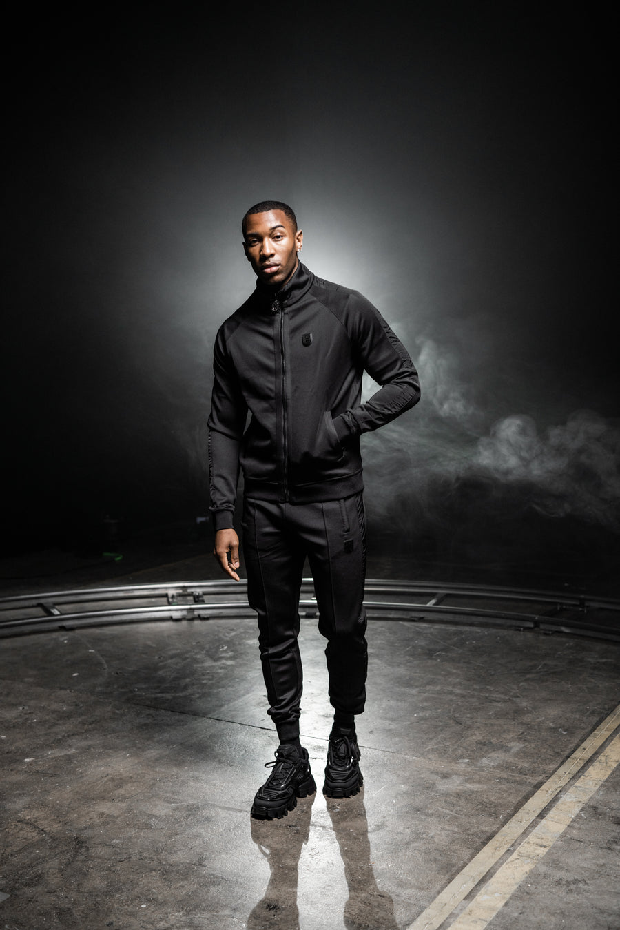 LUXE TRACK TOP (BLACK)