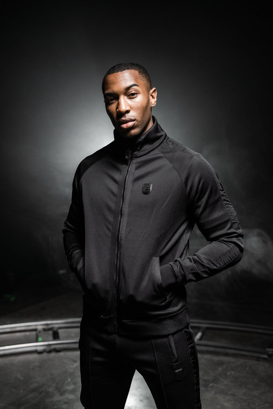 LUXE TRACK TOP (BLACK)